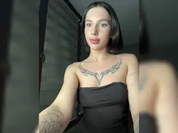 Bongacams Sex Cam of BabyDarii