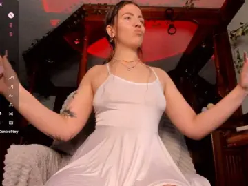Bongacams Best live sex cam show of KiraRustle