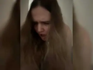 Bongacams Live Sex Cam of Dream022
