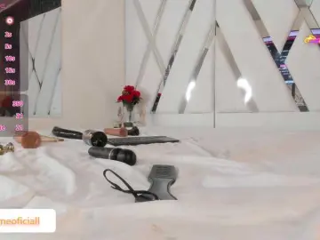 Bongacams Sex Chat of LittleKloe