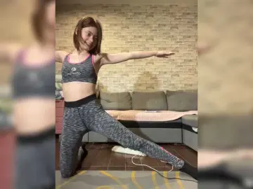 Bongacams Sex Cam of 18YoungPussy18