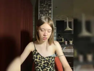 Bongacams Sex Cam of 18YoungPussy18