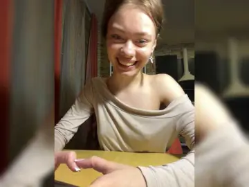 Bongacams Best live sex cam show of 18YoungPussy18