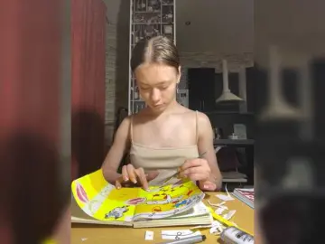 Bongacams Adult Webcam of 18YoungPussy18