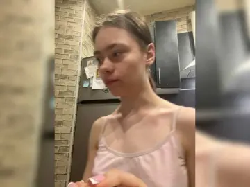 Bongacams Live Sex Cam of 18YoungPussy18
