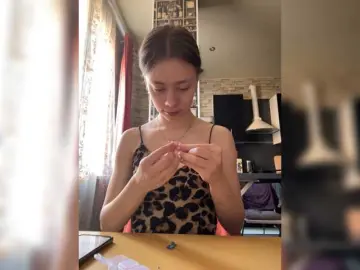Bongacams Watch Live Sex Cams of 18YoungPussy18