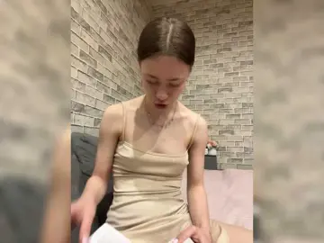 Bongacams Live Sex Cam of 18YoungPussy18