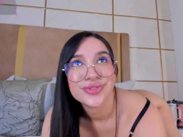 Bongacams Adult Video Chat of lyrabellini