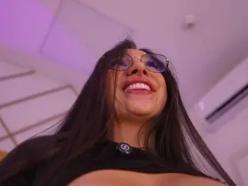 Bongacams Best Webcam of lyrabellini