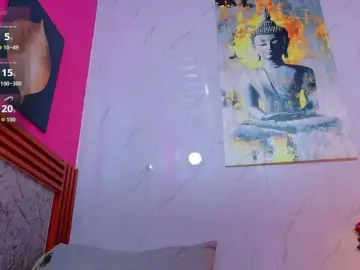 Bongacams Watch Live Sex Cams of littleeemiily