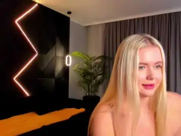 Bongacams Watch Live Sex Cams of Julia-Robertson