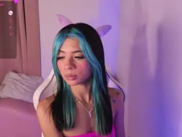 Bongacams Watch Live Sex Cams of OnlyBabyJuliet