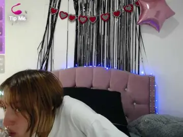 Bongacams Best live sex cam show of emilycooper