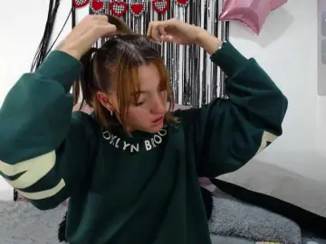 Bongacams Free Porn Cam of emilycooper