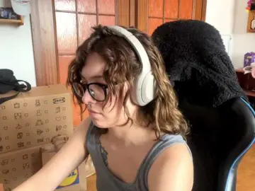 Bongacams Adult Webcam of PlushPoutX