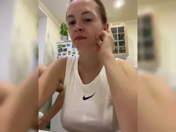 Bongacams Live Sex Cam of Isabellapa