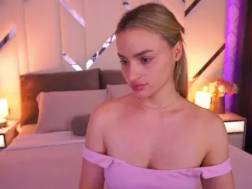 Bongacams Free Porn Cam of FloraGreys