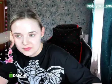 Bongacams Nude Webcam of your-small-bunny