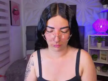 Bongacams Adult Video Chat of mia-jons2