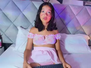 Bongacams Nude Webcam of Realdoncella