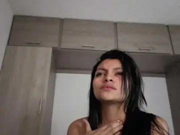 Bongacams Live Sex Cam of Candela34