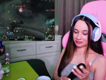 Bongacams Live Sex Cam of JuicyAngel