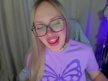 Bongacams Sex Cam of ElinaOcean