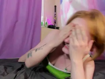 Bongacams Live Porn of FlexxyLexy