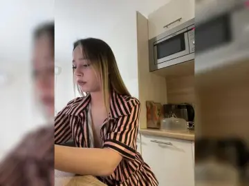 Bongacams Watch Live Sex Cams of LunaKoma