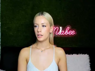 Bongacams Best Webcam of MiaBeeX