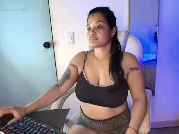 Bongacams Free Live Porn of Scarletth-Moon