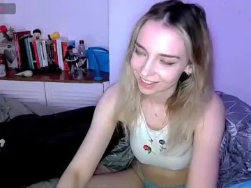 Bongacams Live Sex of Almondmilka