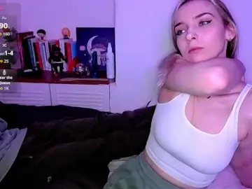 Bongacams Live Porn of Almondmilka