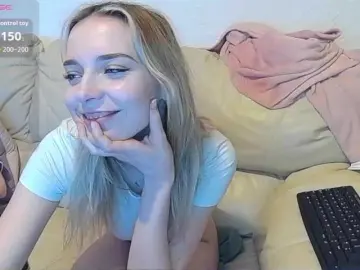 Bongacams Private Sex Chat of Almondmilka