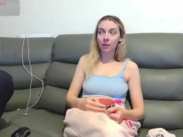 Bongacams Best live sex cam show of Almondmilka