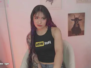 Bongacams Watch Live Sex Cams of ChloeEvans