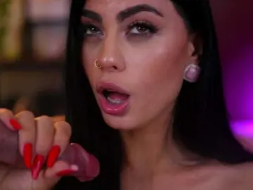 Bongacams Best Webcam of RavennaDArcy