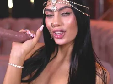 Bongacams Live Porn of RavennaDArcy