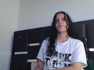 Bongacams Adult Video Chat of realshy-Stepsis