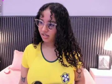 Bongacams Free Porn Cam of Lena-Ricci
