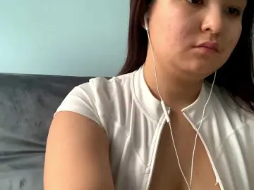 Bongacams Free Live Porn of LoiseFlierl