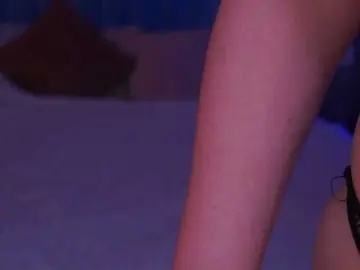 Bongacams Watch Live Sex Cams of KiraKolobok