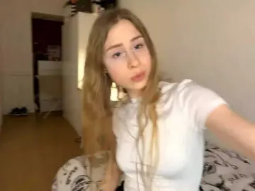 Bongacams Live Sex Cam of StephaniDrouillard