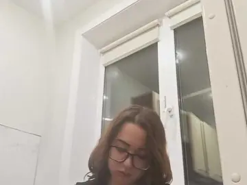 Bongacams Adult Webcam of BeaHounchell