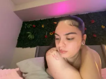 Bongacams Sex Cam of cass2xcass