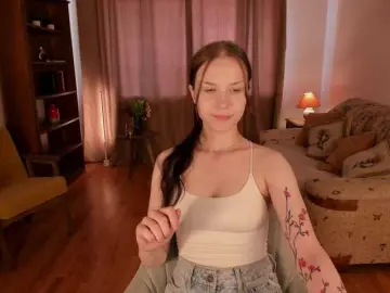 Bongacams Live Sex Cam of esenue
