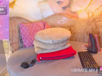 Bongacams Sex Cam of nylaroyale