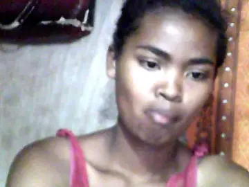 Bongacams Live Sex Cam of Allycha1