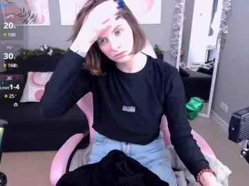 Bongacams Adult Webcams of AdelRay