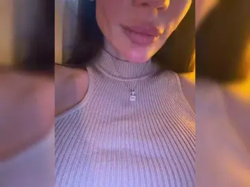 Bongacams Nude Webcam of OrgazMia